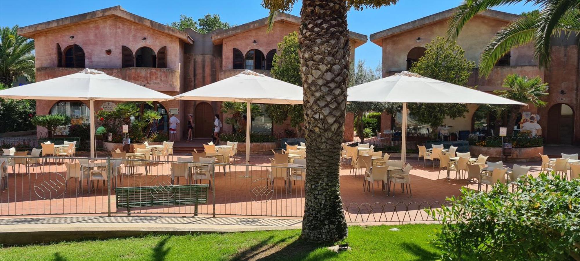 Le Residenze Di Piazza Italia Apartman Costa Rei Kültér fotó